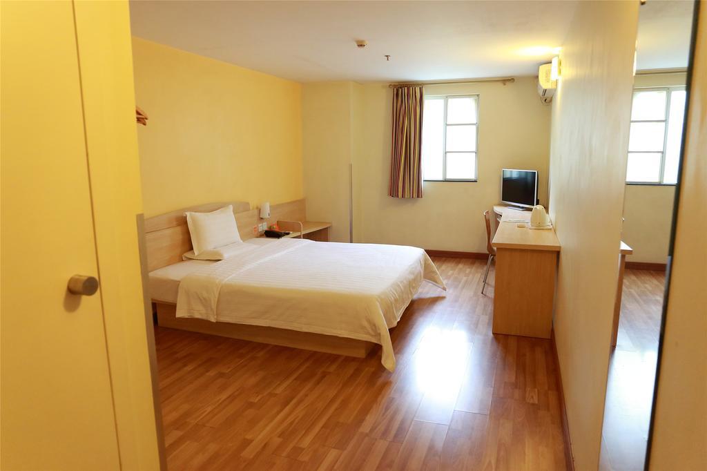 7Days Inn Shenzhen Longhuaminzhi Anvenue Номер фото